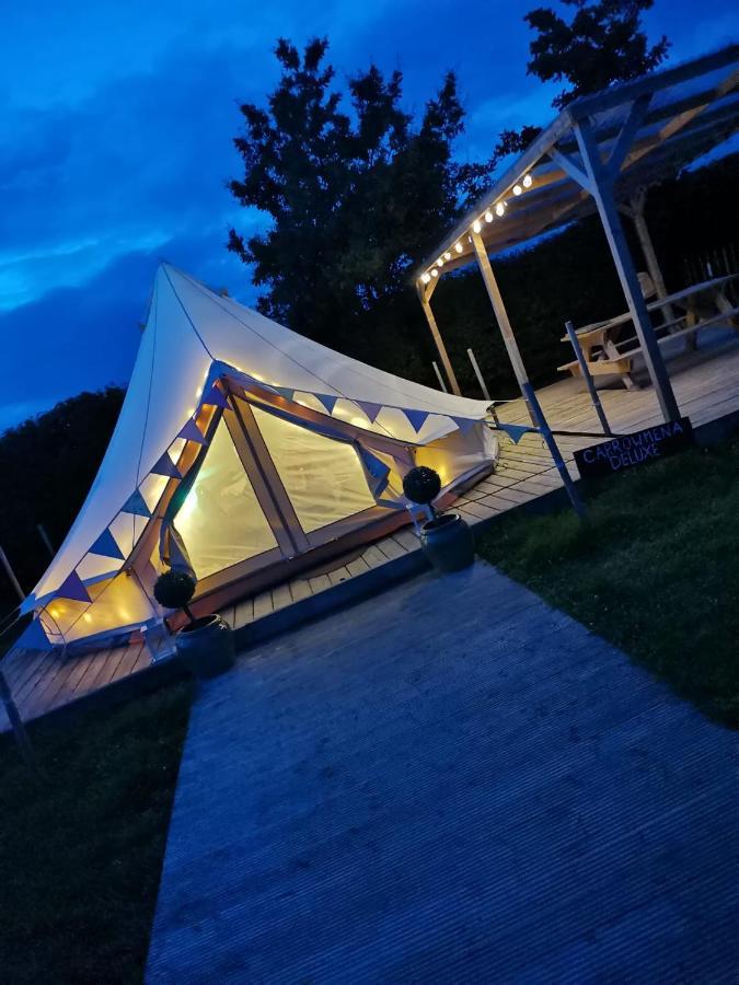 Carrowmena School House & Glamping 호텔 리머배디 외부 사진